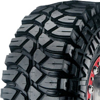 255/85R16 104K Maxxis CREEPY CROWLER M-8090